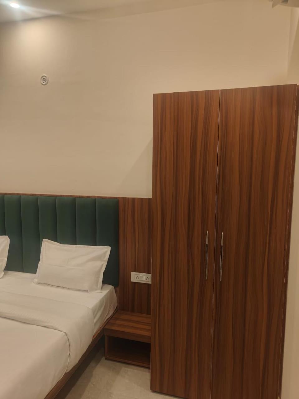 Aroma Resort Rishikesh Exterior photo