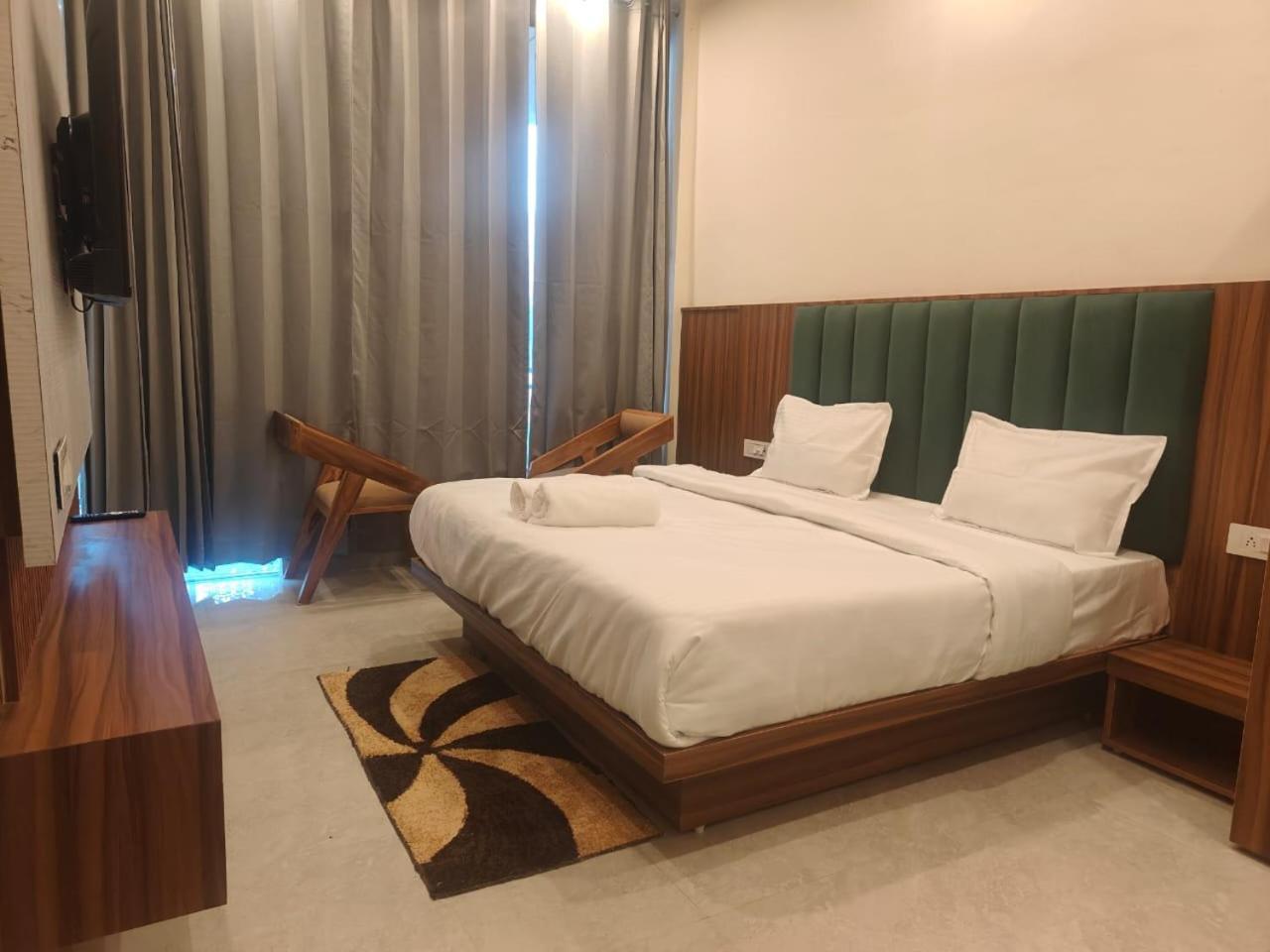 Aroma Resort Rishikesh Exterior photo