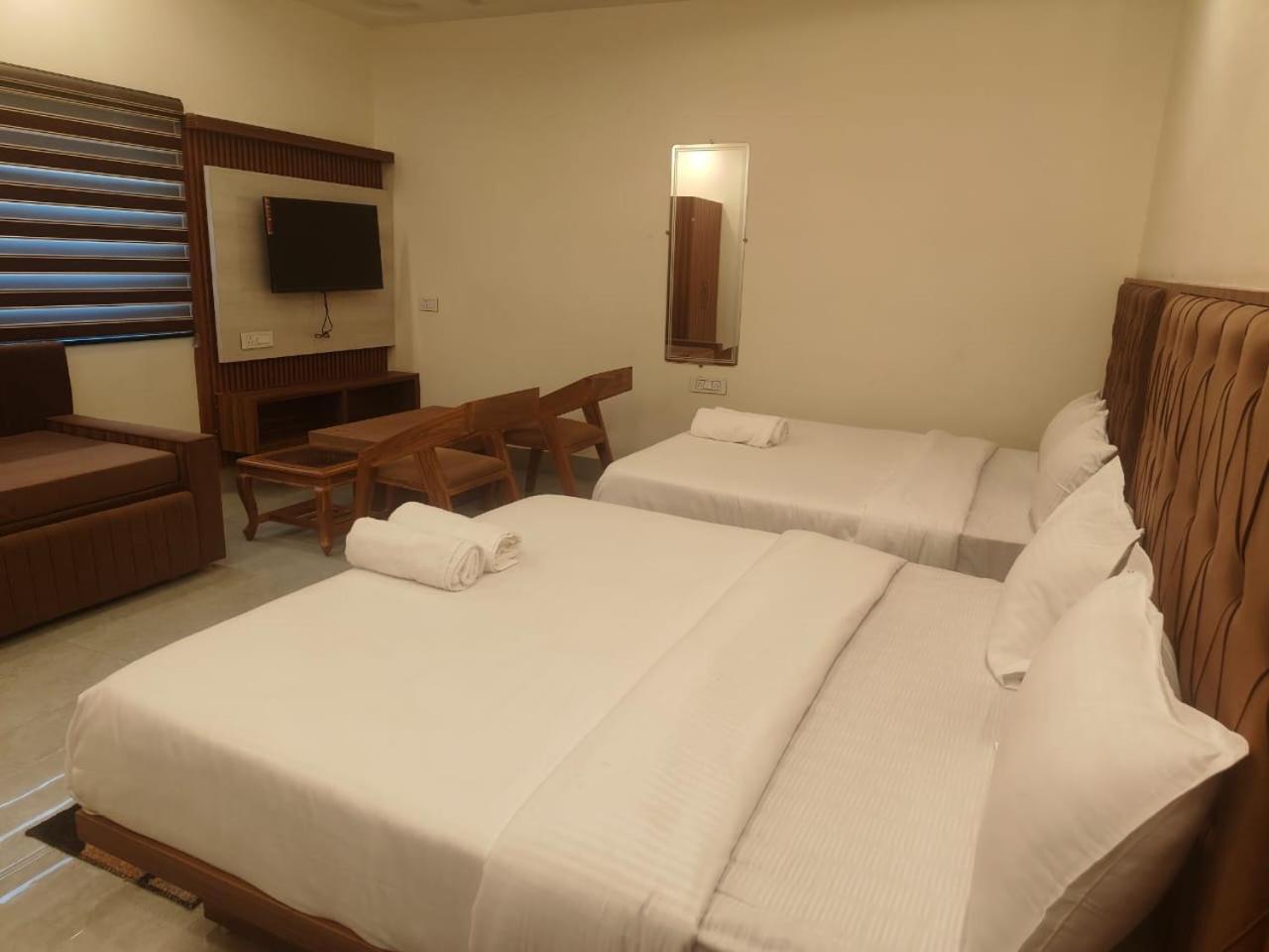 Aroma Resort Rishikesh Exterior photo