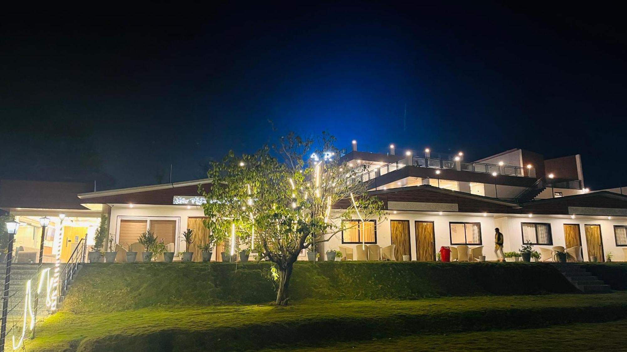 Aroma Resort Rishikesh Exterior photo